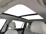 Used 2018 Volkswagen Tiguan SEL Premium image 6