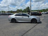 Used 2020 Toyota Camry SE image 2