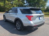 Certified 2022 Ford Explorer XLT w/ Equipment Group 202A image 5
