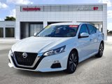 Certified 2021 Nissan Altima 2.5 SV image 3