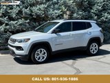 Used 2024 Jeep Compass Latitude image 1