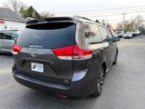 Used 2011 Toyota Sienna XLE image 3