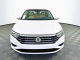 Used 2021 Volkswagen Jetta SE image 2