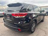 Used 2017 Toyota Highlander XLE image 5