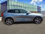Used 2021 Volvo XC60 T5 Momentum w/ Protection Package Premier image 2