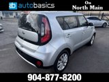 Used 2017 Kia Soul + image 5