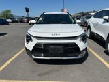 Used 2023 Kia Niro EX Touring image 3