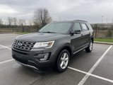 Used 2017 Ford Explorer XLT image 4