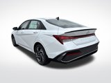 Used 2025 Hyundai Elantra Sport image 3