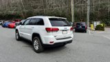 Used 2021 Jeep Grand Cherokee Laredo image 4
