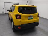 Used 2015 Jeep Renegade Latitude image 6