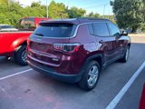 Used 2022 Jeep Compass Latitude image 2