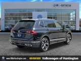 Certified 2022 Volkswagen Tiguan SEL R-Line image 5
