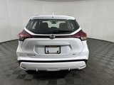 Used 2021 Nissan Kicks SV image 4