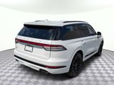 Used 2023 Lincoln Aviator Reserve w/ Equipment Group 201A image 3