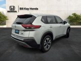 Used 2023 Nissan Rogue SV image 3