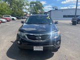 Used 2012 Kia Sorento LX w/ Convenience Pkg image 2