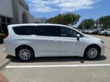 Used 2023 Chrysler Voyager LX image 2