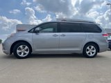 Used 2013 Toyota Sienna LE image 4