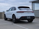 Used 2024 Porsche Macan image 3