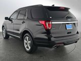 Used 2018 Ford Explorer XLT image 5