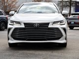 Used 2019 Toyota Avalon Limited image 2