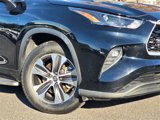 Used 2022 Toyota Highlander XLE image 4