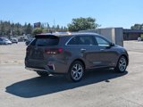 Used 2019 Kia Sorento SX image 5