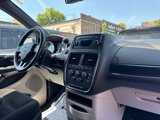 Used 2016 Dodge Grand Caravan SE image 6