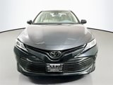 Used 2020 Toyota Camry LE image 2