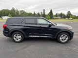 Used 2023 Ford Explorer XLT w/ Equipment Group 202A image 6