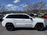 Used 2022 Jeep Grand Cherokee Laredo X image 2