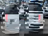 Used 2019 Dodge Grand Caravan SXT image 4