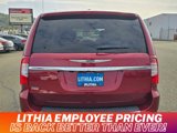 Used 2016 Chrysler Town & Country Touring image 4