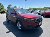 Used 2020 Jeep Cherokee Latitude w/ Cold Weather Group image 4
