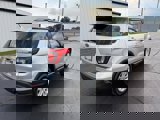 Used 2018 Ford Explorer XLT w/ Equipment Group 202A image 3