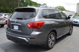 Used 2019 Nissan Pathfinder S image 5