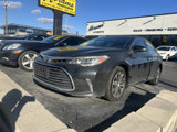 Used 2018 Toyota Avalon XLE Premium image 2