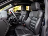 Certified 2025 Porsche Macan Turbo image 5