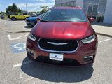 Used 2021 Chrysler Pacifica Touring-L image 5