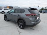 Used 2024 Nissan Rogue S image 5