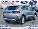 Used 2024 Ford Escape Active image 2