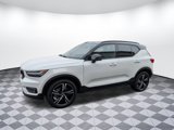 Used 2022 Volvo XC40 T5 R-Design image 5