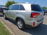 Used 2015 Kia Sorento LX image 4