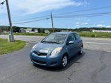 Used 2010 Toyota Yaris 2-Door Hatchback image 5
