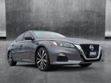 Used 2020 Nissan Altima 2.5 SR w/ Premium Package image 3