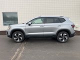 New 2025 Volkswagen Taos SE image 2