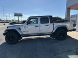 Used 2023 Jeep Gladiator Sport image 4