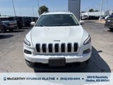 Used 2016 Jeep Cherokee Latitude w/ Comfort/Convenience Group image 3