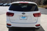 Used 2020 Kia Sorento LX image 4
